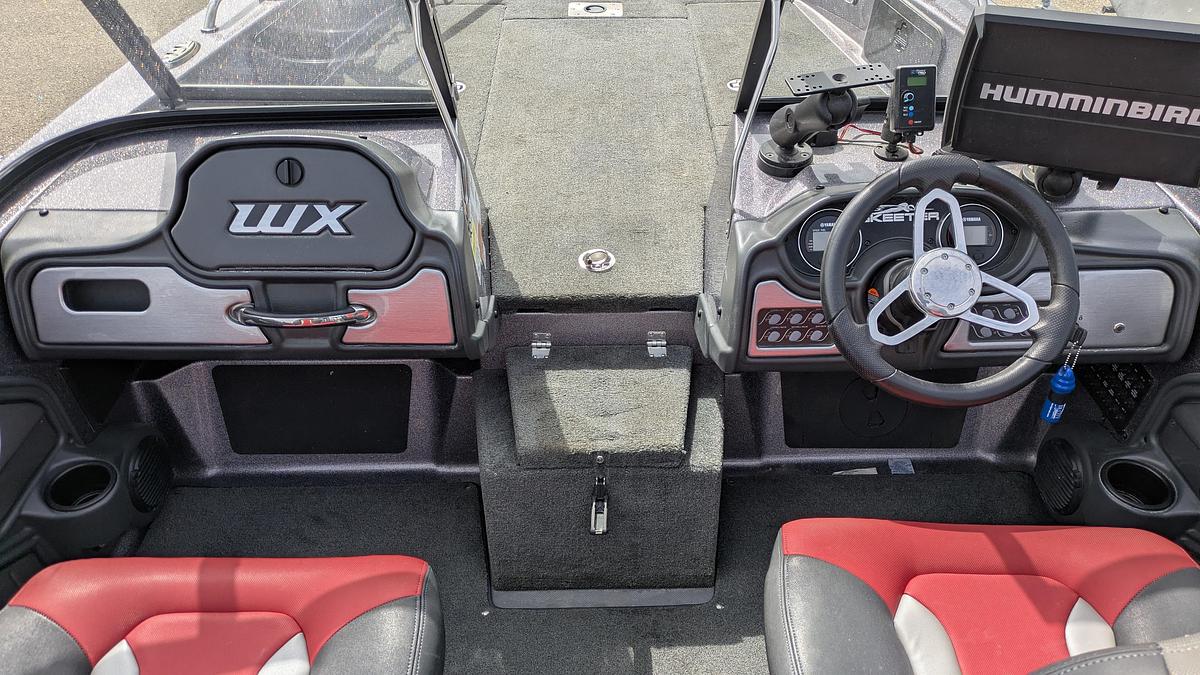 Used 2017 Skeeter WX2060