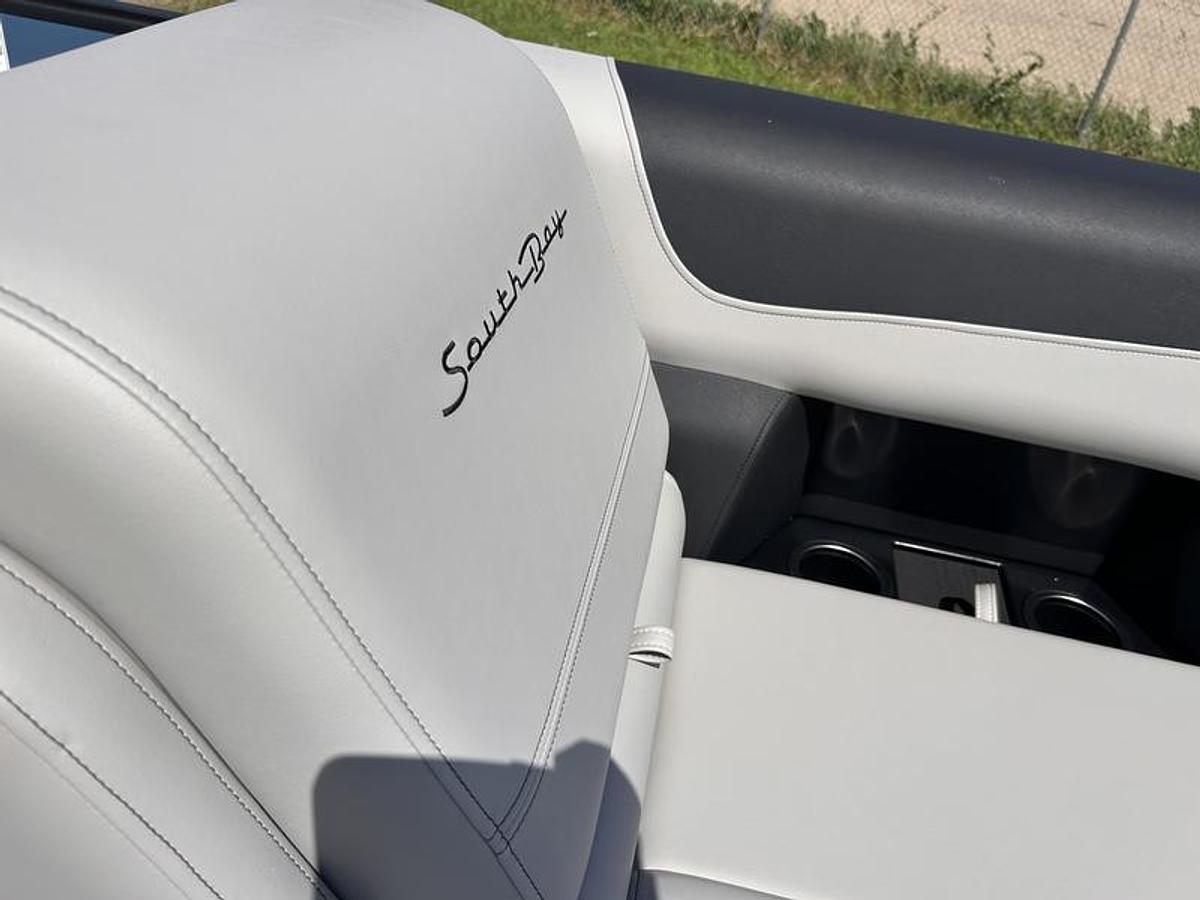 2025 South Bay 224UL LE Entertainment 2.75