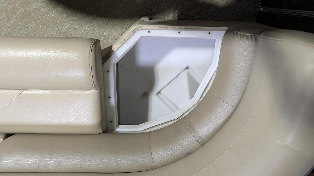 Used 2013 Starcraft Marine 256 Majestic