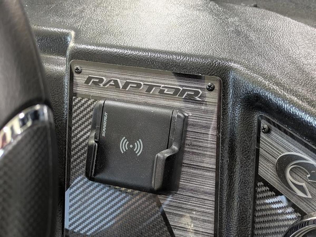 2026 Crestliner 1850 Fish Hawk WT JS RAPTOR