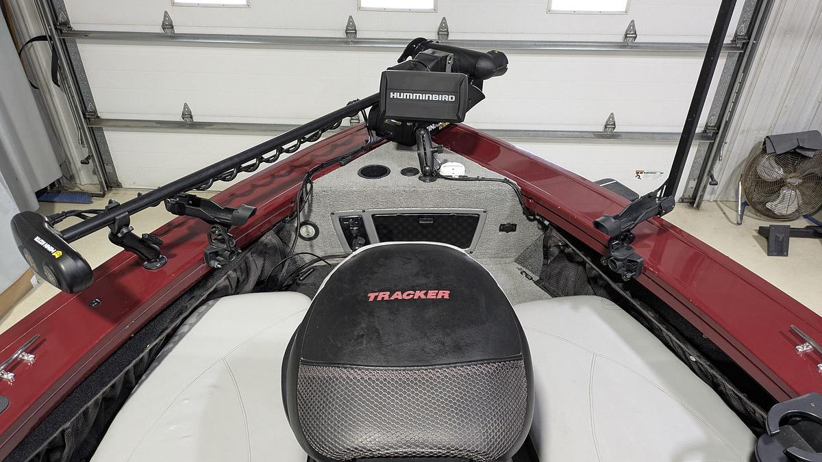 Used 2012 TRACKER Targa V18