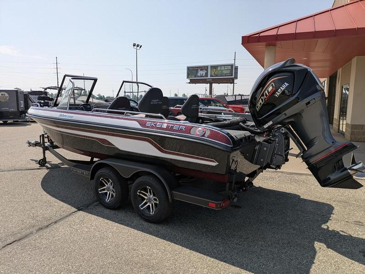 2025 Skeeter SOLERA205