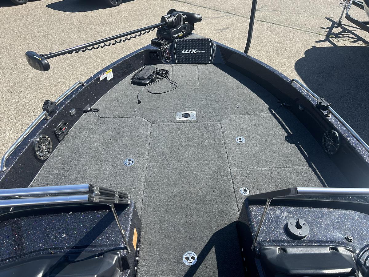 Used 2022 Skeeter WX2200