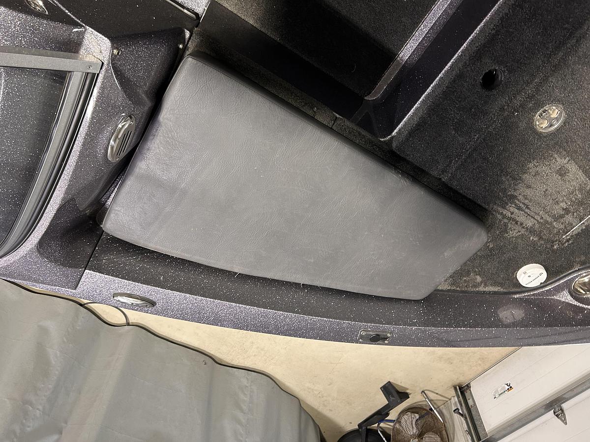 Used 2016 Stratos 386XF