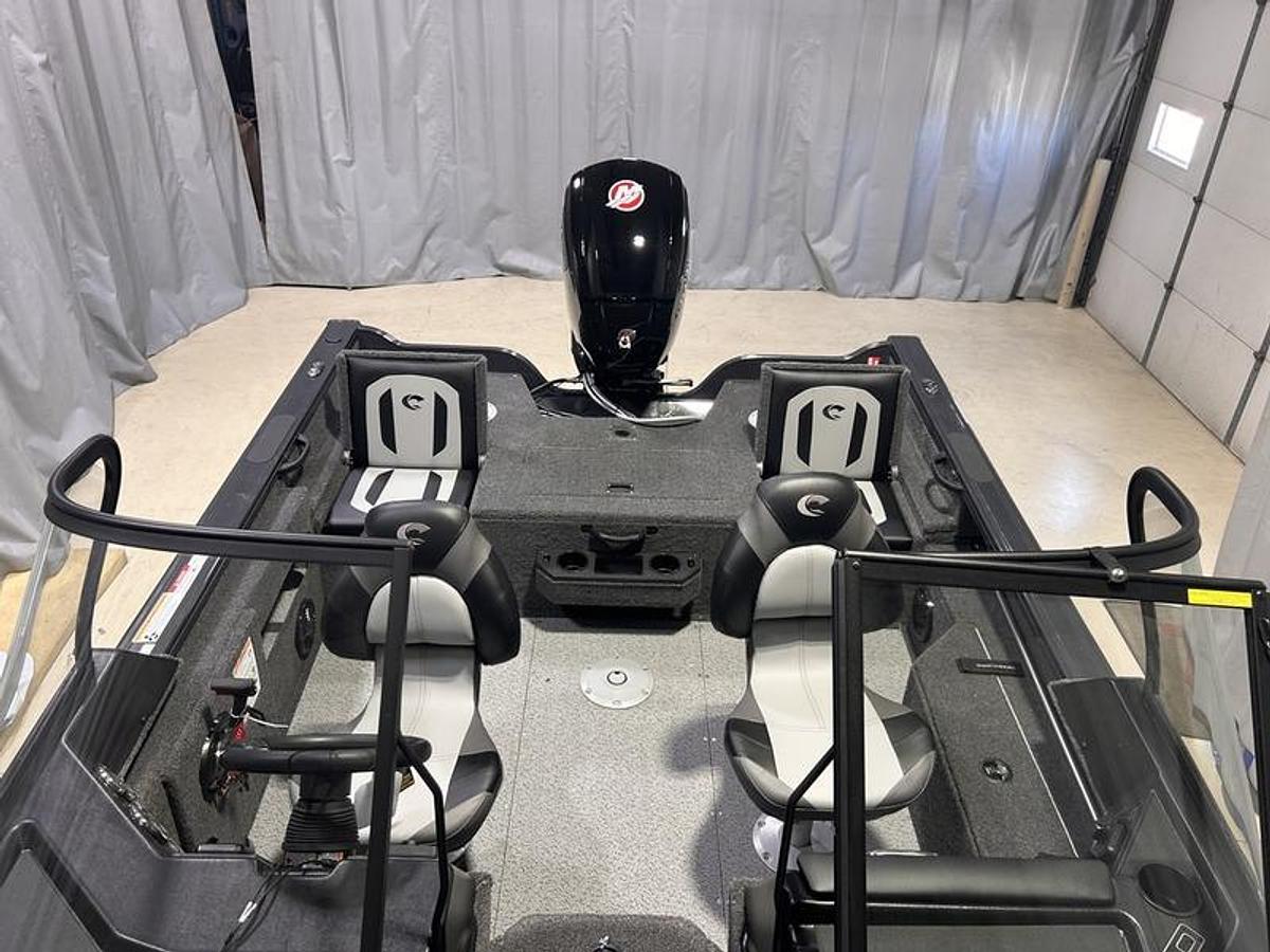 2026 Crestliner 1750 Fish Hawk Walkthrough