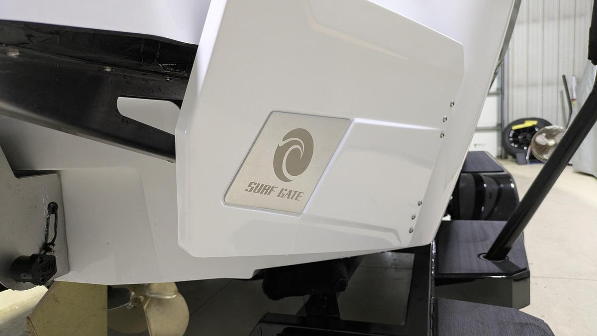 2026 Axis Wake Research T220