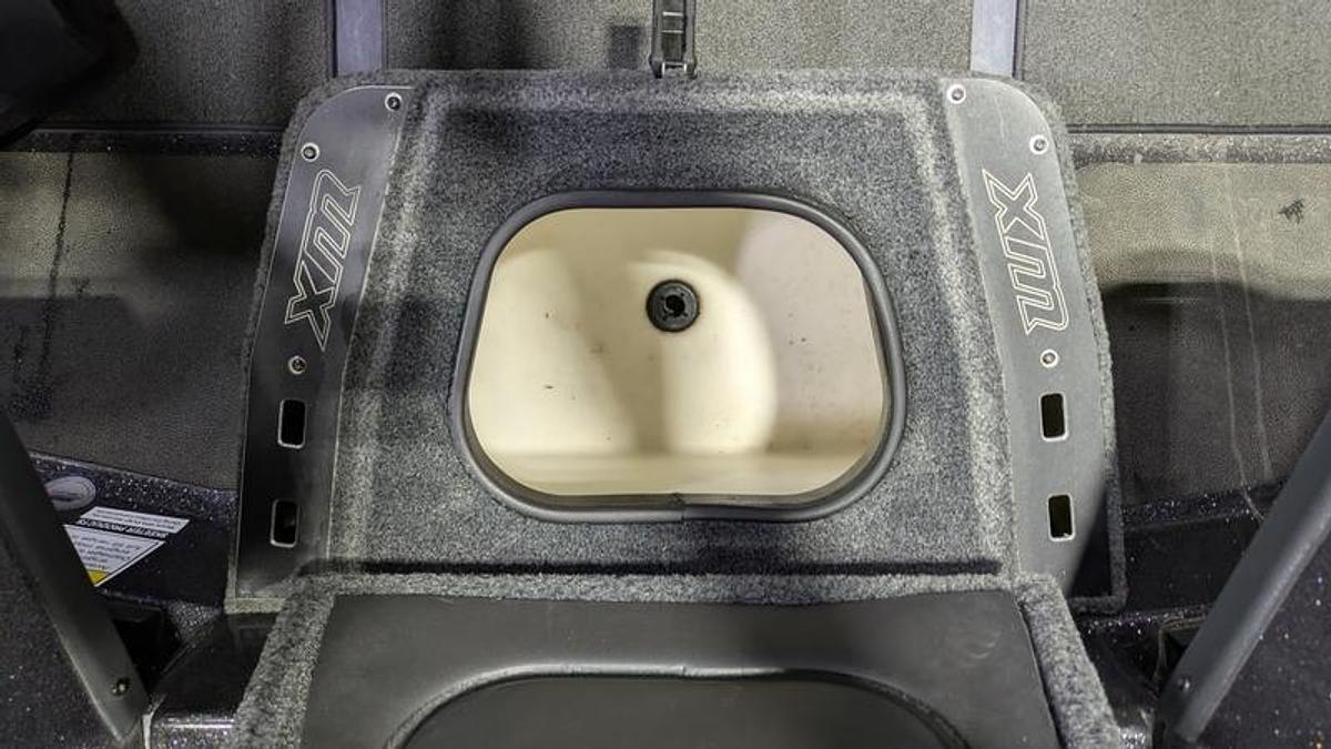 Used 2020 Skeeter WX2060