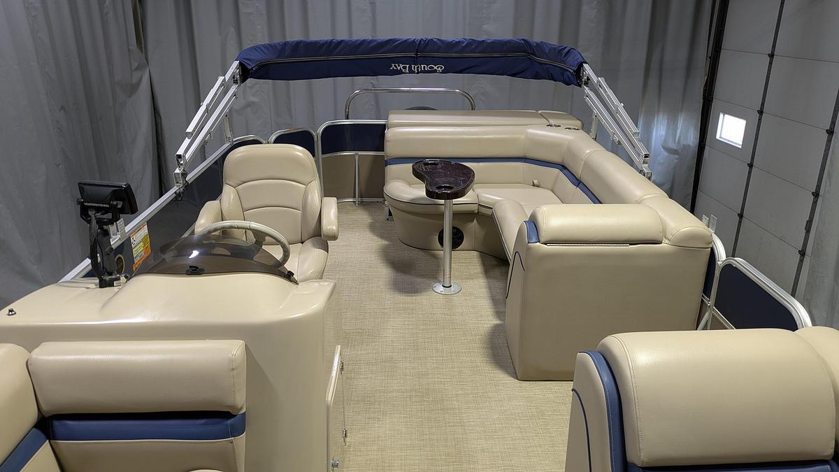 Used 2016 South Bay S222CR 25