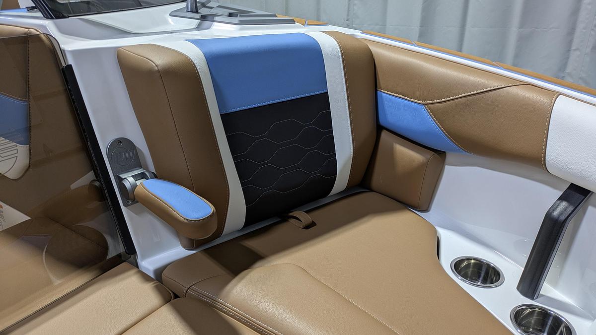 2026 Malibu Boats 23 LSV