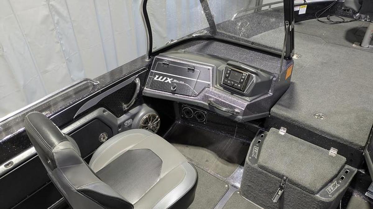 Used 2020 Skeeter WX2060