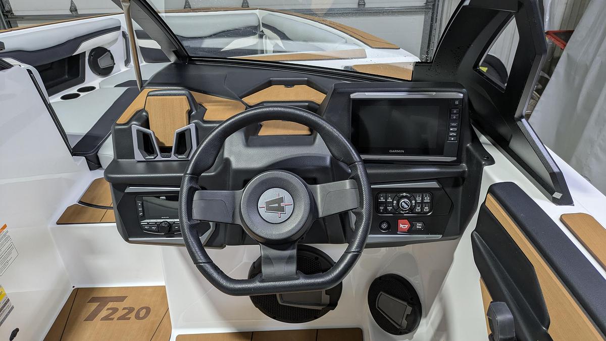 2026 Axis Wake Research T220