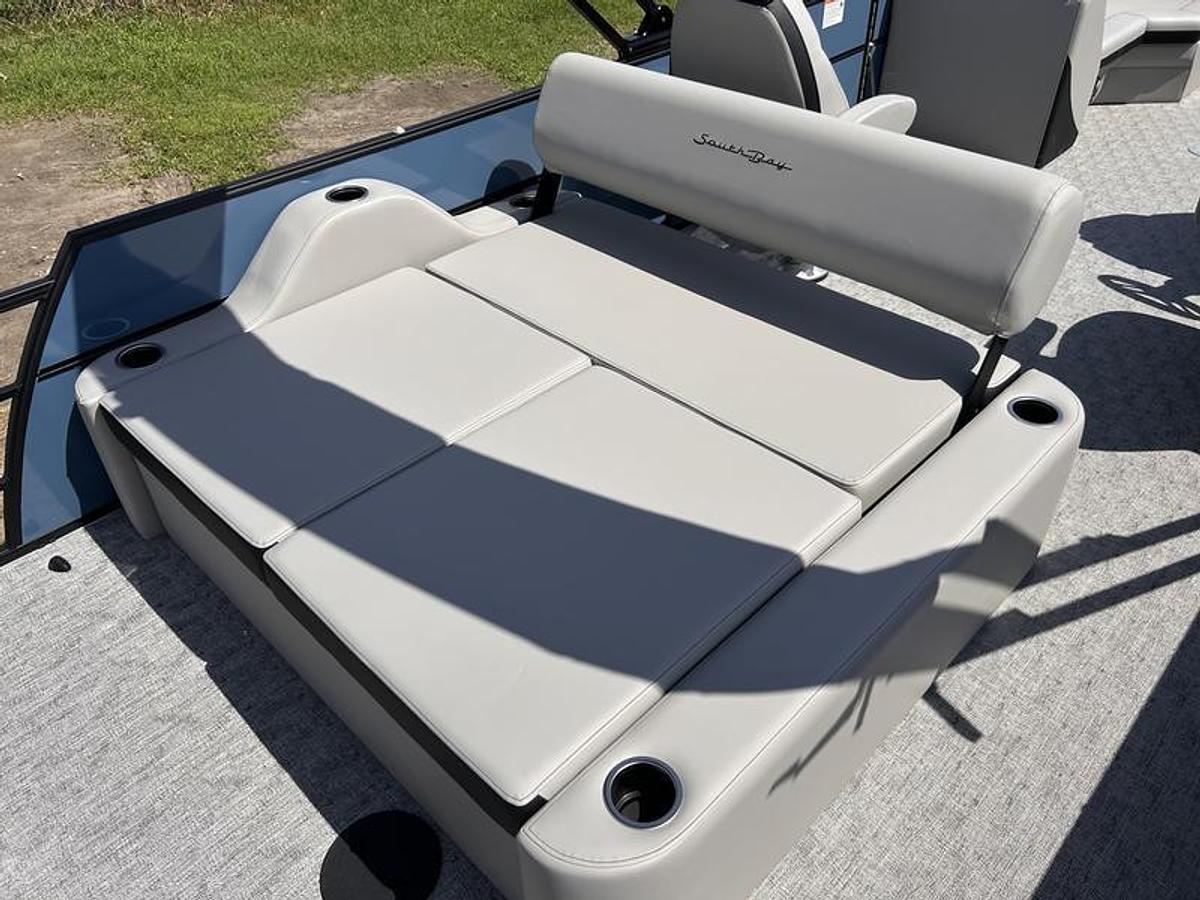 2025 South Bay 224UL LE Entertainment 2.75