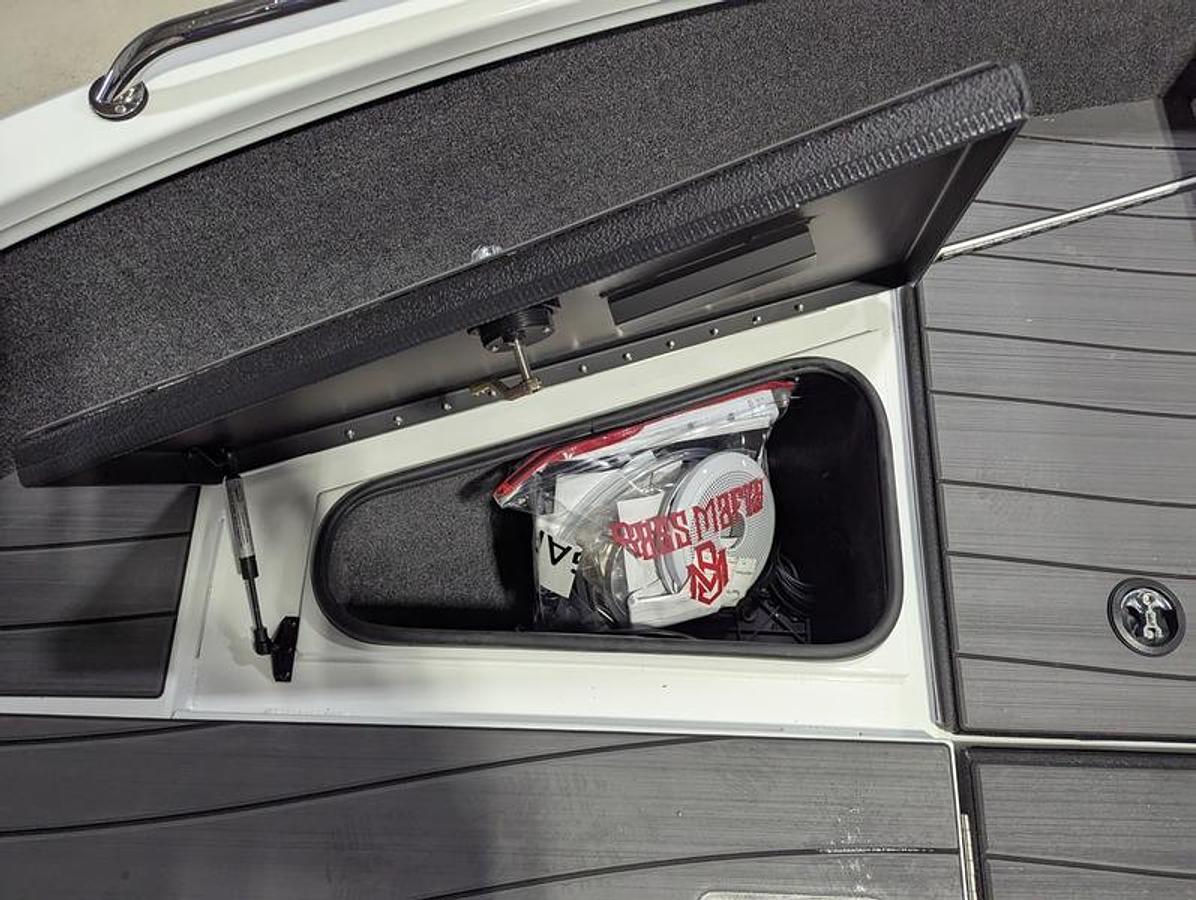 2025 Vexus ADX180 HS