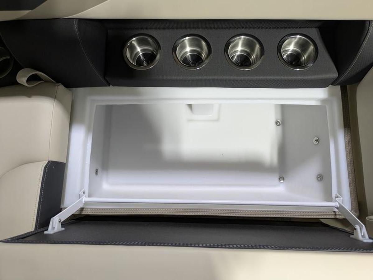 2025 South Bay S222CR2 Cruise 25"