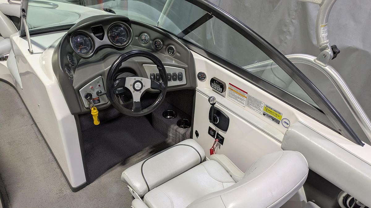 Used 2010 Moomba Outback V