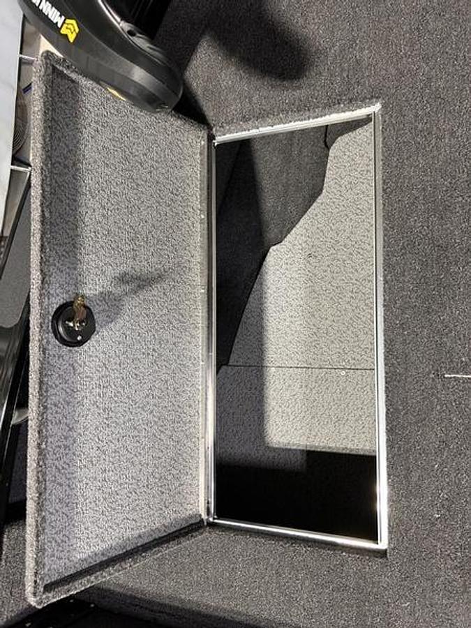 2025 Crestliner 2050 Fish Hawk