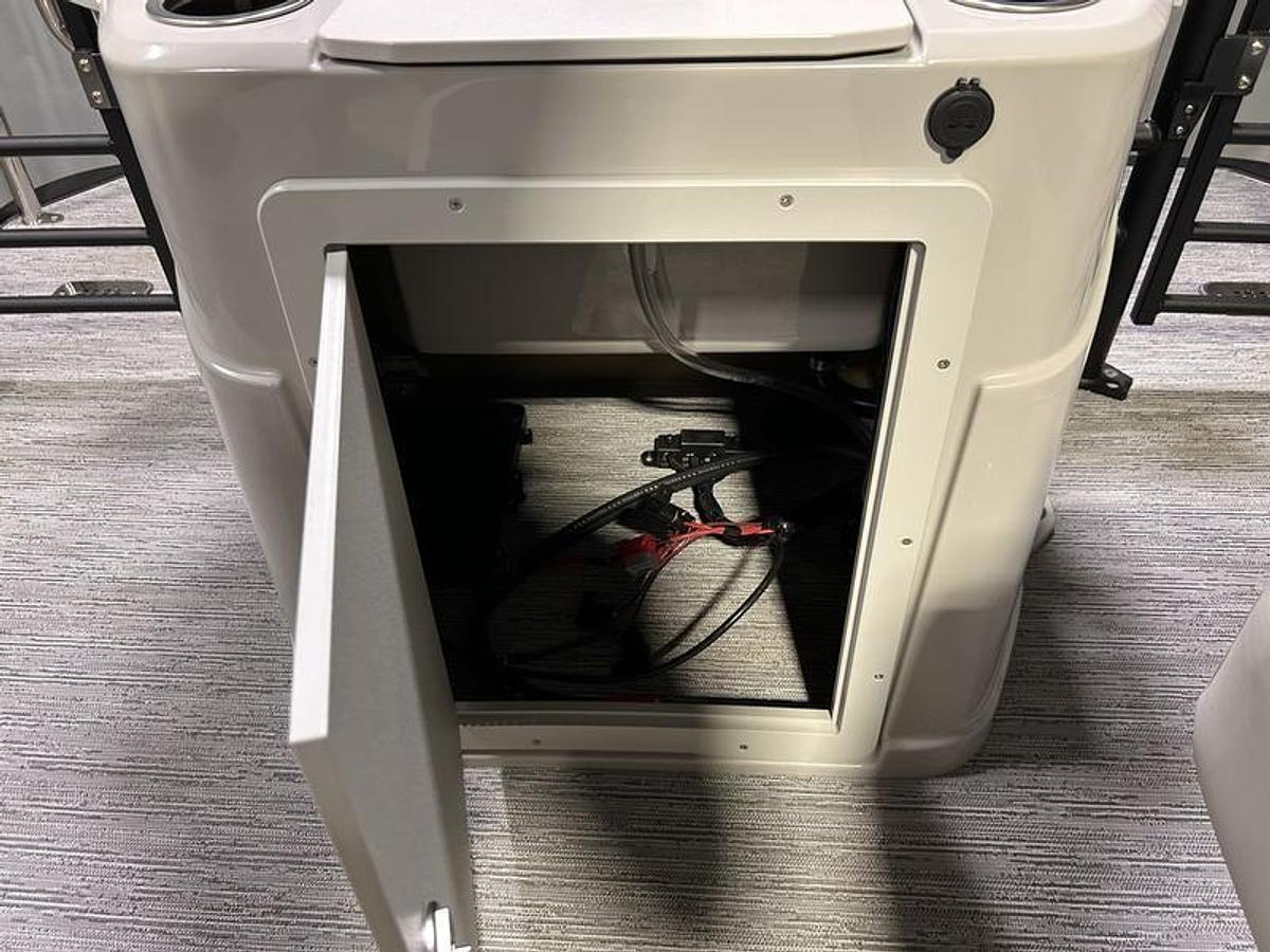 2026 Sylvan L3 Party Fish