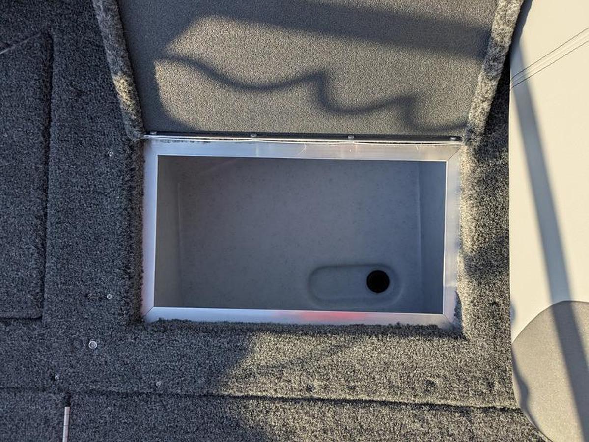 2026 Crestliner 1850 Sportfish