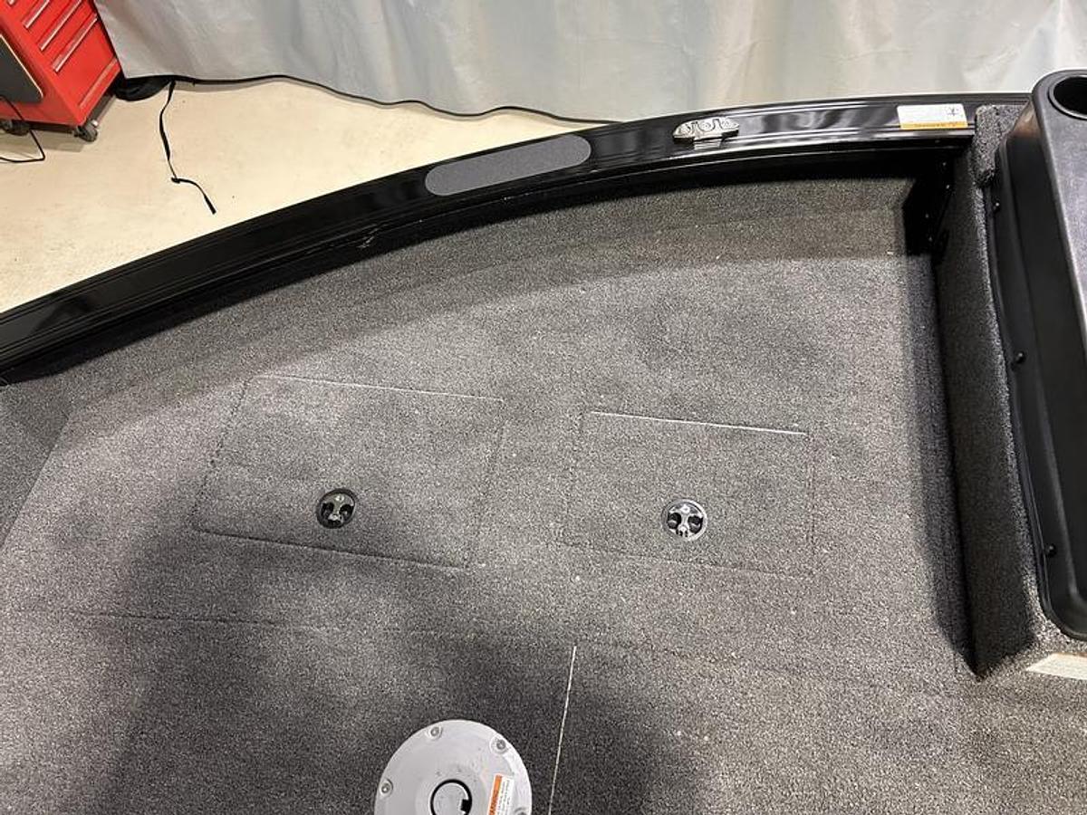 2025 Crestliner 2050 Fish Hawk