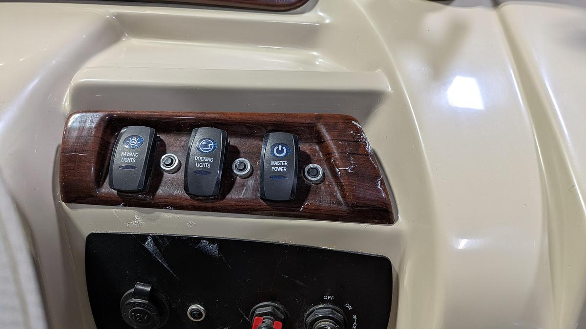 Used 2016 South Bay S222CR 25