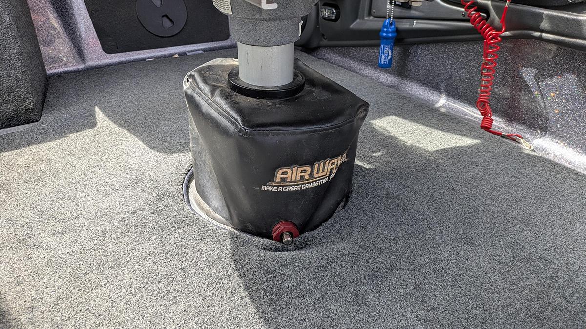 Used 2017 Skeeter WX2060