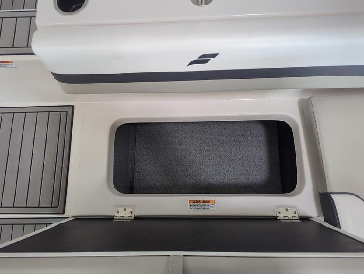 2025 Starcraft Marine SVX 191 OB