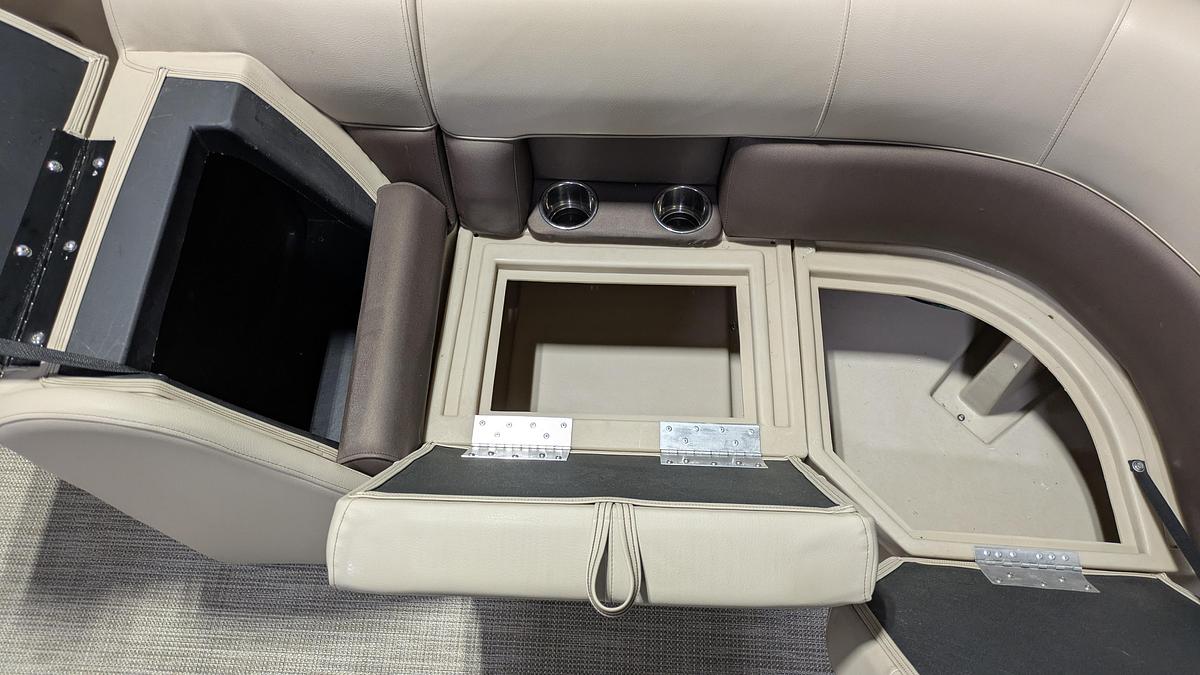 Used 2024 BENTLEY Legacy 200 Navigator