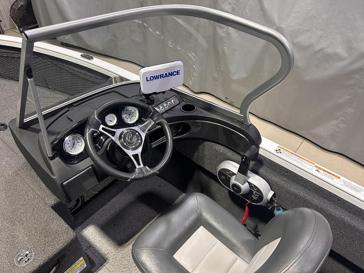 Used 2023 Crestliner 1650 Fish Hawk