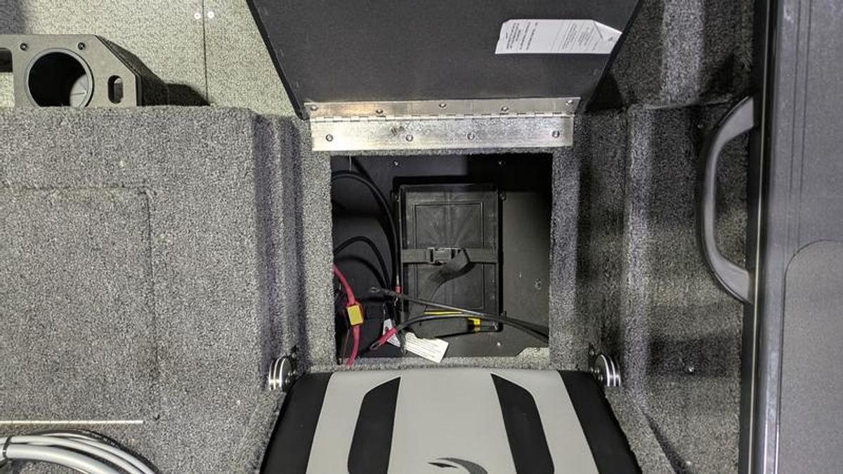 2026 Crestliner 1850 Fish Hawk