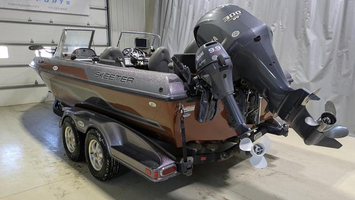 Used 2011 Skeeter WX2100