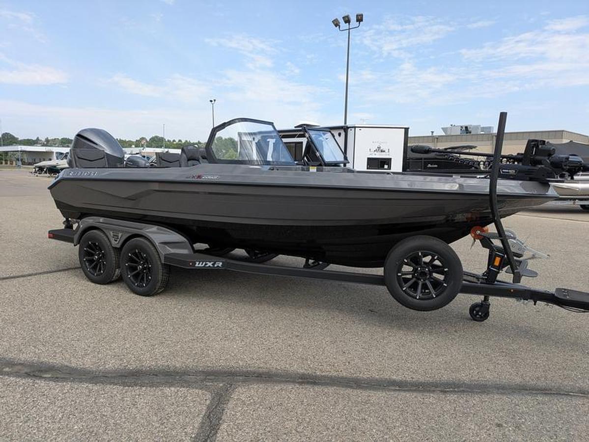 2025 Skeeter WXR2060F