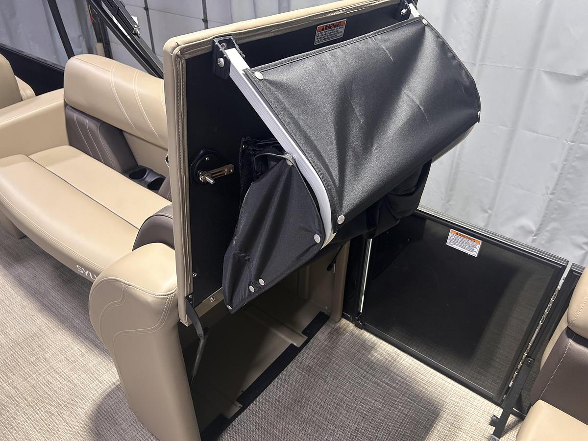 2026 Sylvan 822 Party Fish