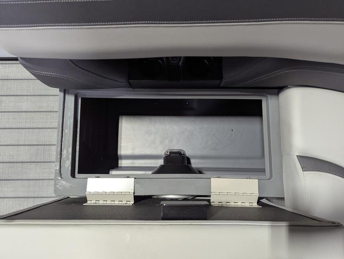 2025 Sylvan L3 Party Fish