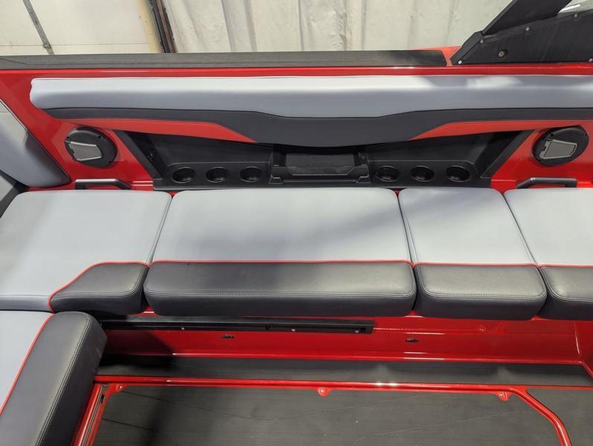 2025 Axis Wake Research T235