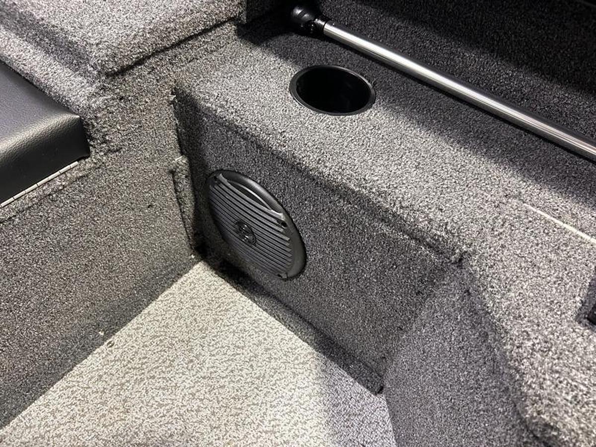 2025 Crestliner 2050 Fish Hawk