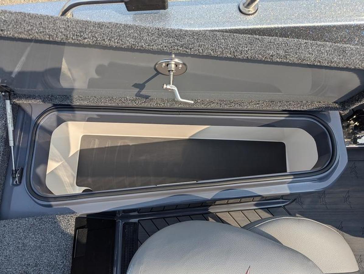 Used 2022 Vexus DVX22