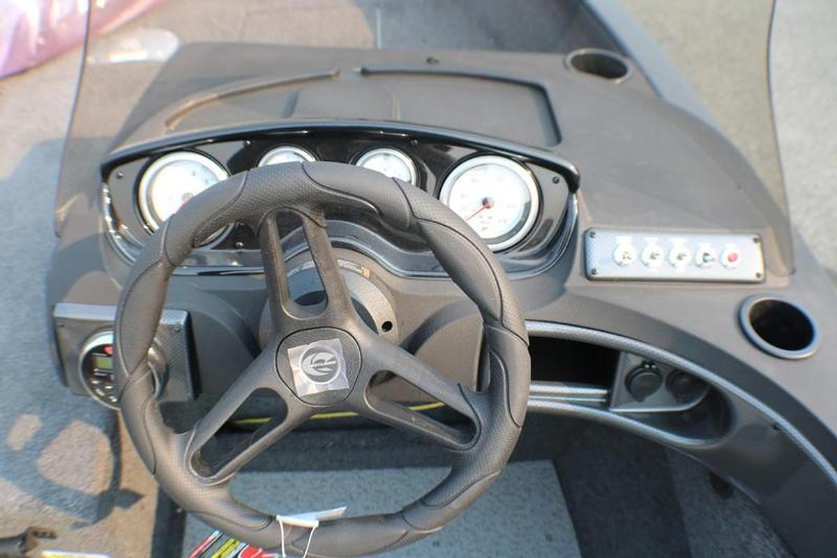 2025 Crestliner 1750 Hawk SC JS