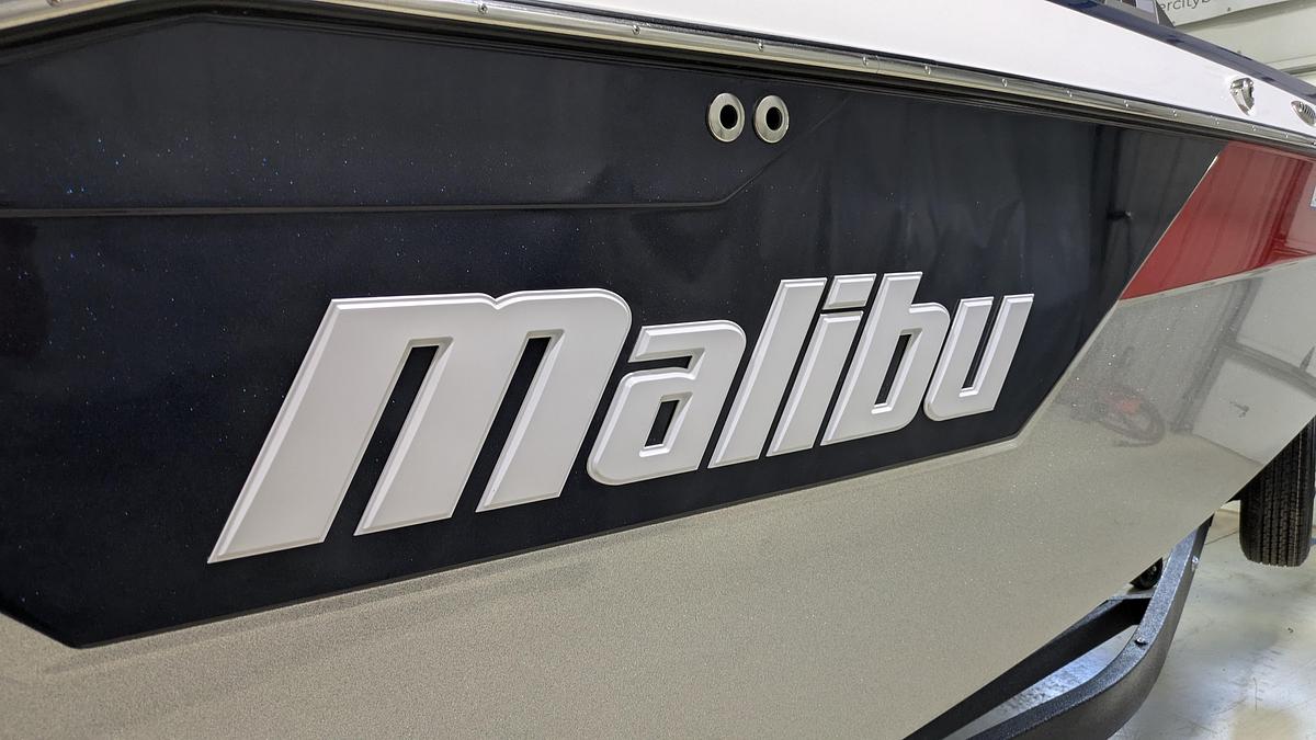 Used 2022 Malibu Boats M240
