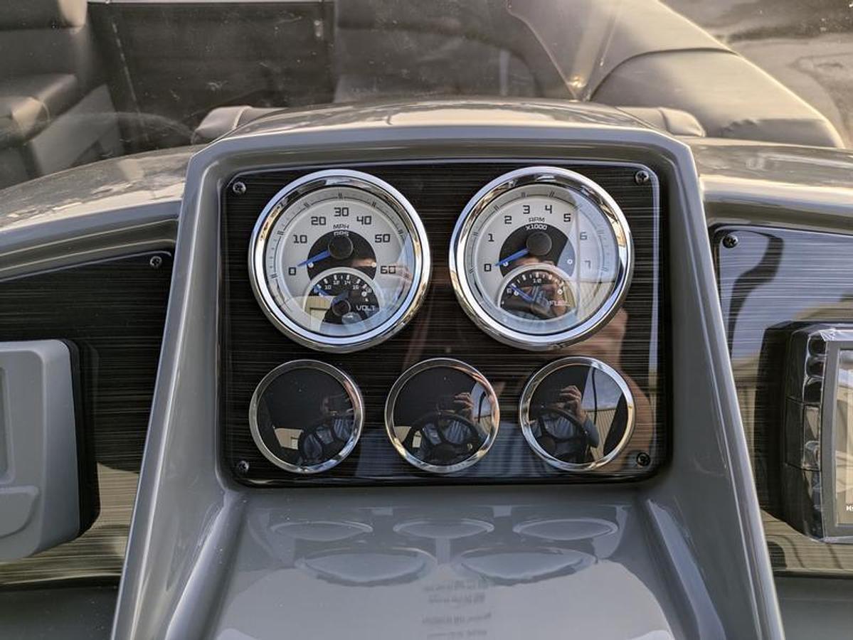 2026 Sylvan X3 CLZ Platinum Package