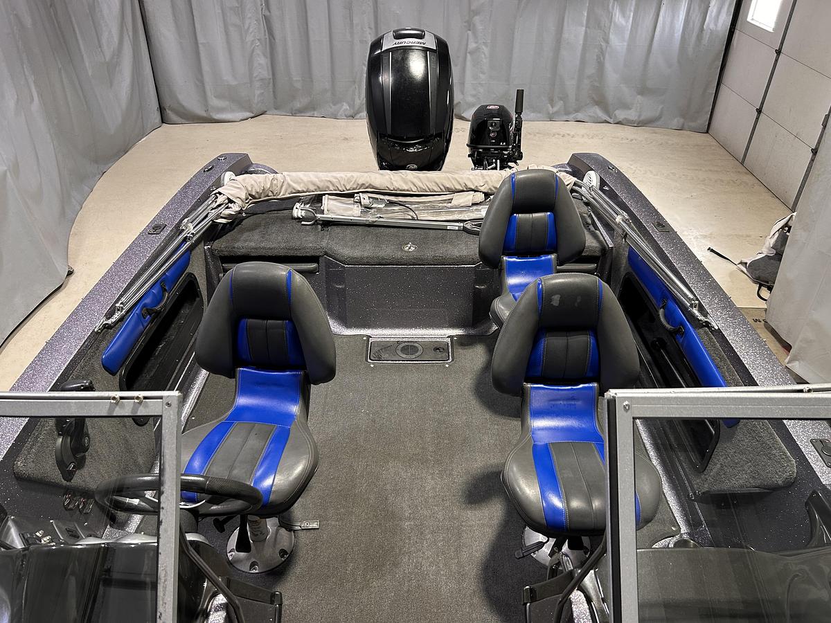 Used 2016 Stratos 386XF