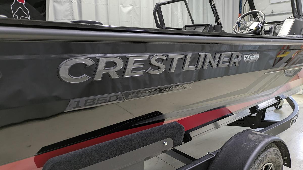 2026 Crestliner 1850 Fish Hawk Raptor Package