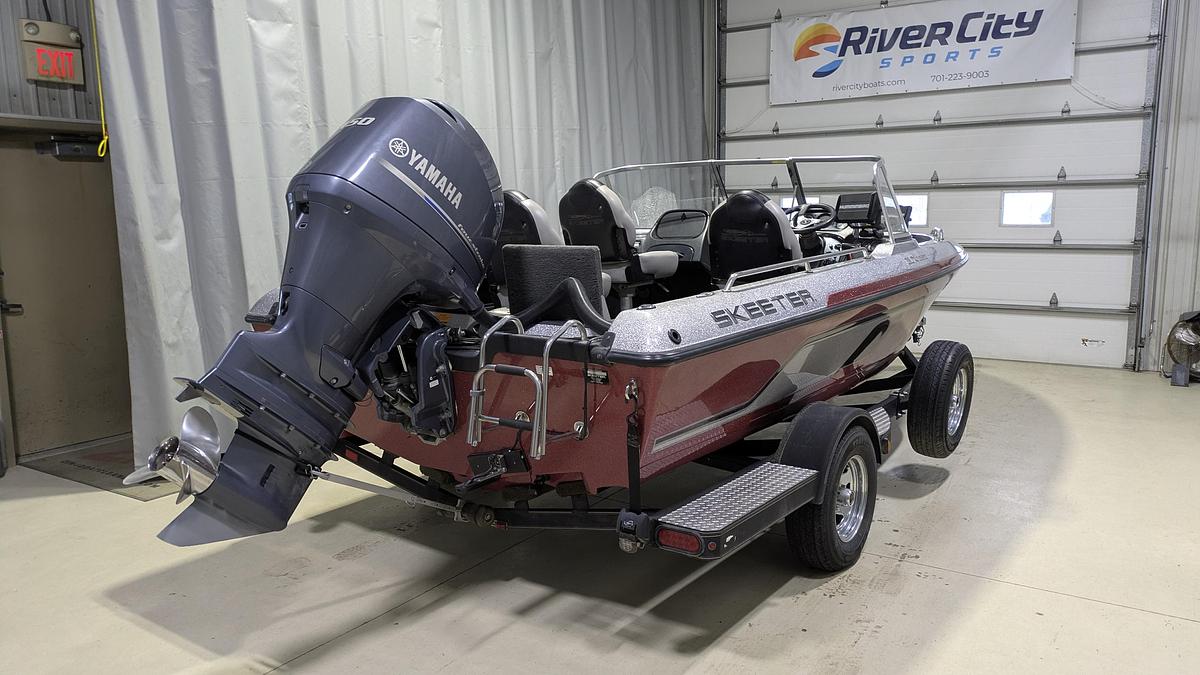 Used 2014 Skeeter WX1850