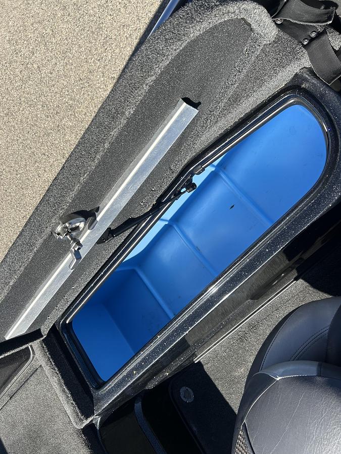 Used 2016 Nitro ZV21