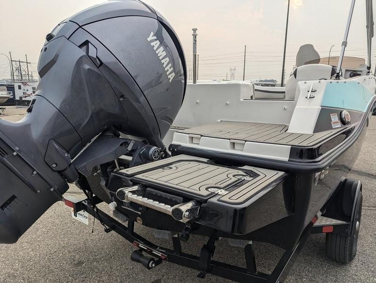 2025 Starcraft Marine SVX 191 OB *AFTER ALL INCENTIVES*