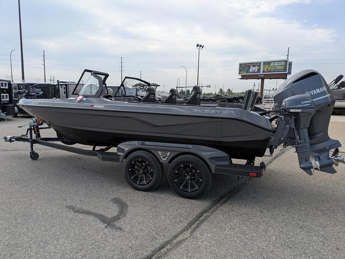 2025 Skeeter WXR2060F