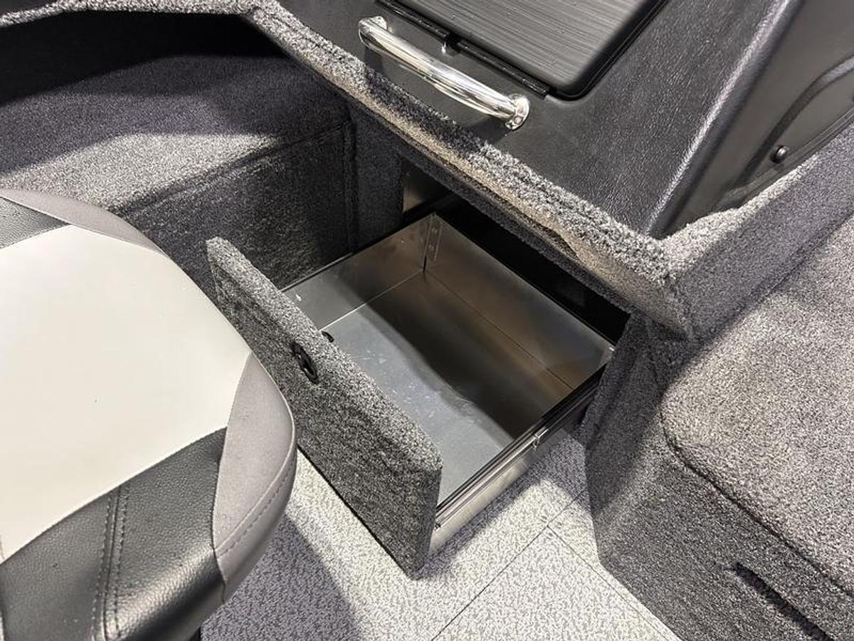 2026 Crestliner 2050 Fish Hawk