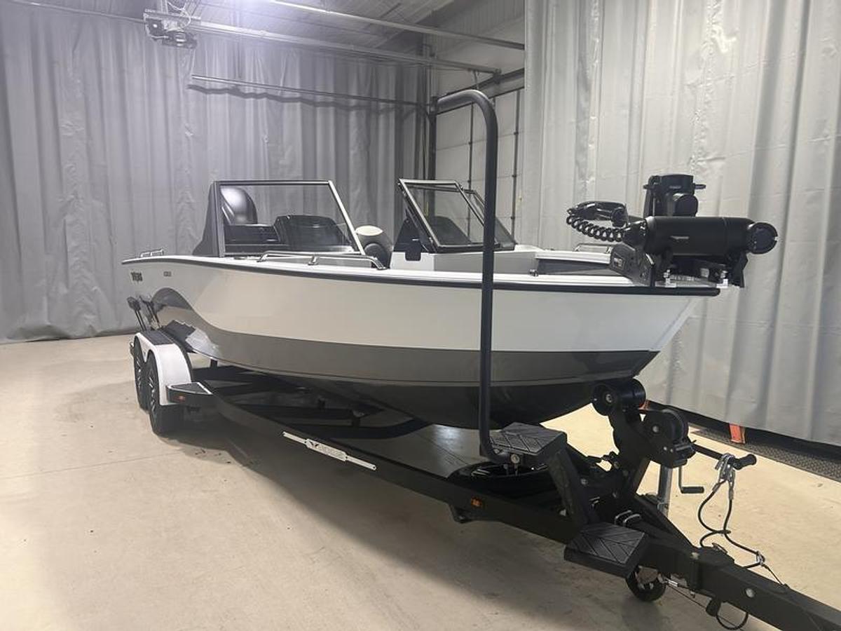 2025 Vexus ADX200 *AFTER ALL INCENTIVES*