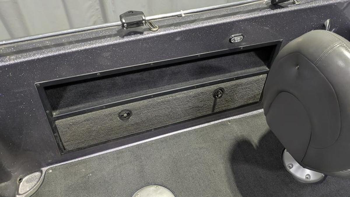 Used 2011 Skeeter WX2100