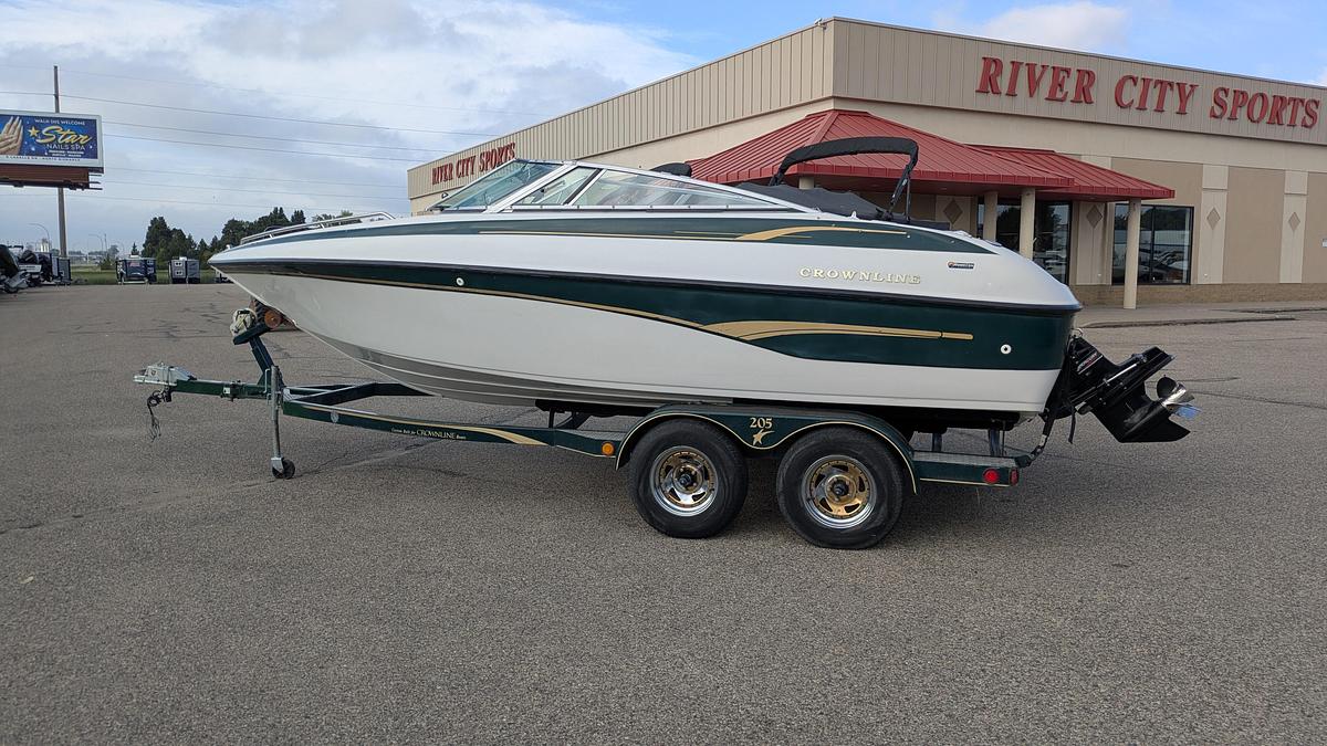 Used 2000 Crownline 205 BR