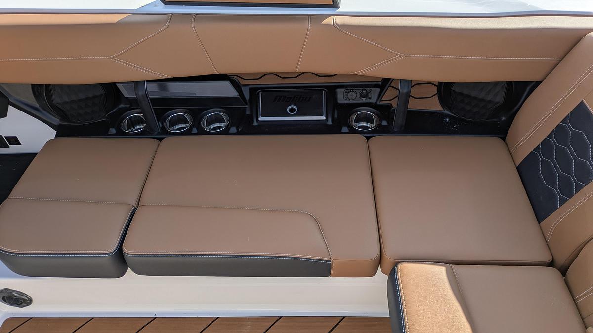 2026 Malibu Boats 23 LSV